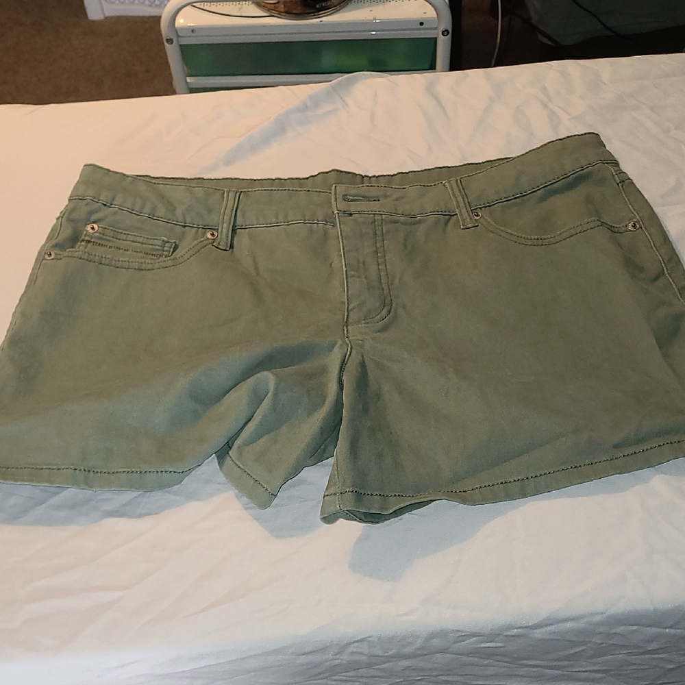 Faded Glory Women's Sage Cargo Shorts Last Call Free With Sale